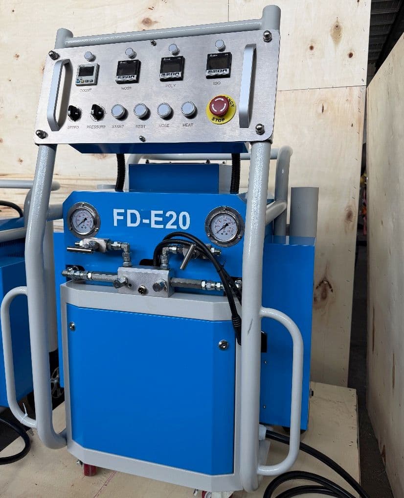 最好的220V单相聚氨酯喷涂发泡设备 —— E20 电动发泡喷涂机